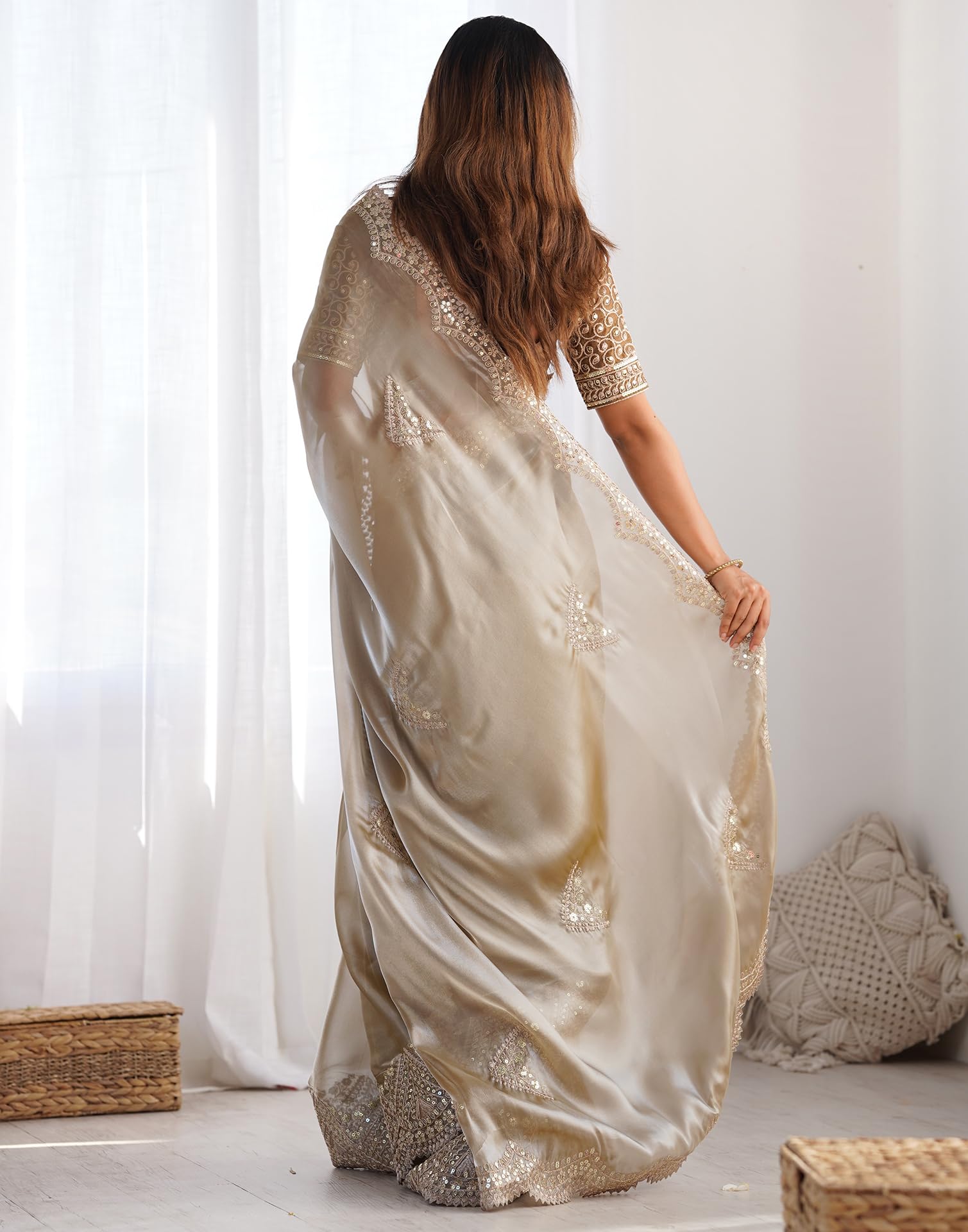 SIRIL Women's Organza Sequence Embroidery Scollped Border Saree With Unstitched Blouse Piece (4218S6634_Beige) - Image 5