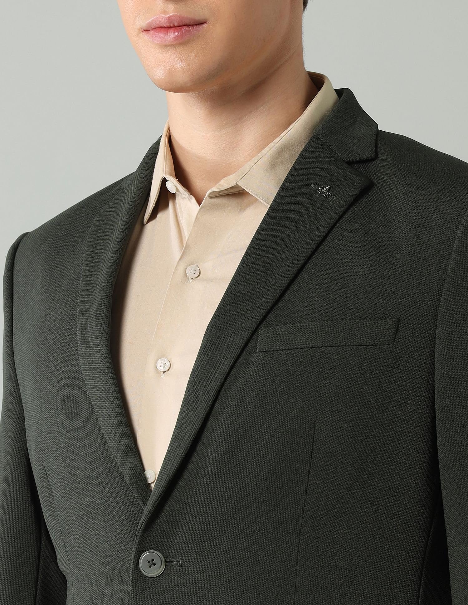 Arrow Men's Solid Full Sleeves Regular Fit Notch Lapel Collar Polyester Blazer Olive - Image 5