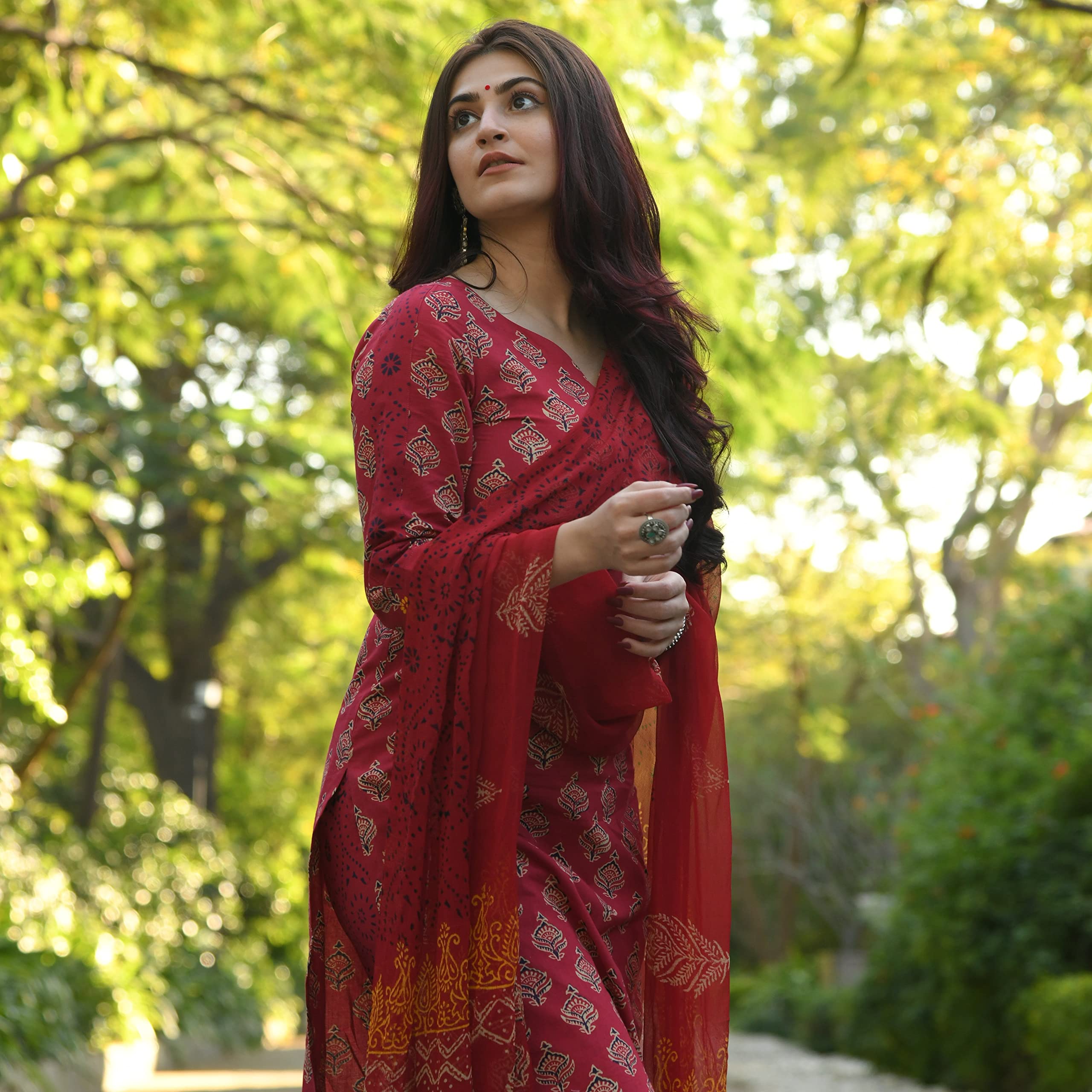 KLOSIA Women Printed Kurta and Pant Set with Dupatta (Medium) Maroon - Image 5