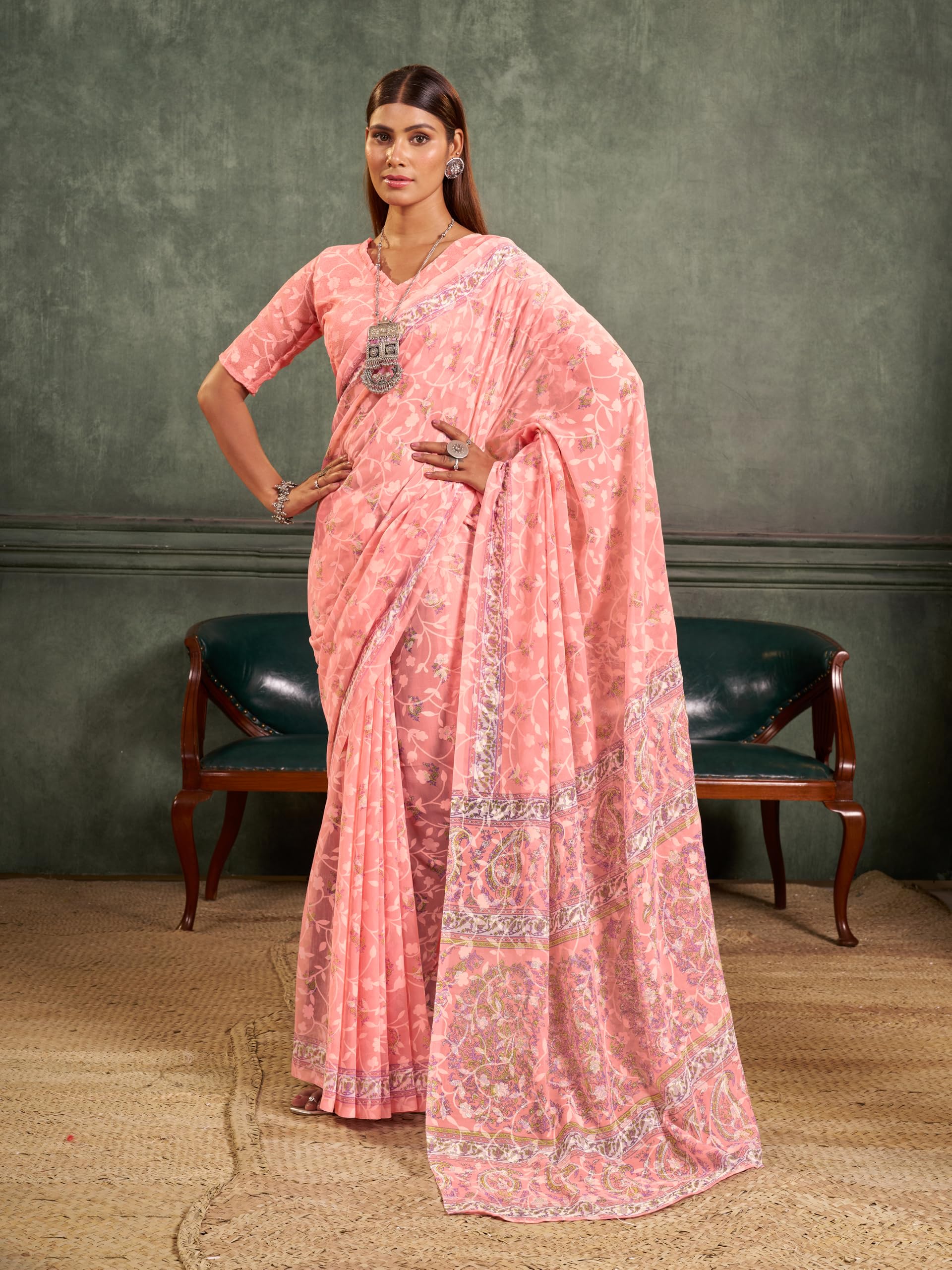 Garden Vareli Women Brasso Floral Print Saree With Unstitched Blouse Piece 62408 - Peach - Image 4
