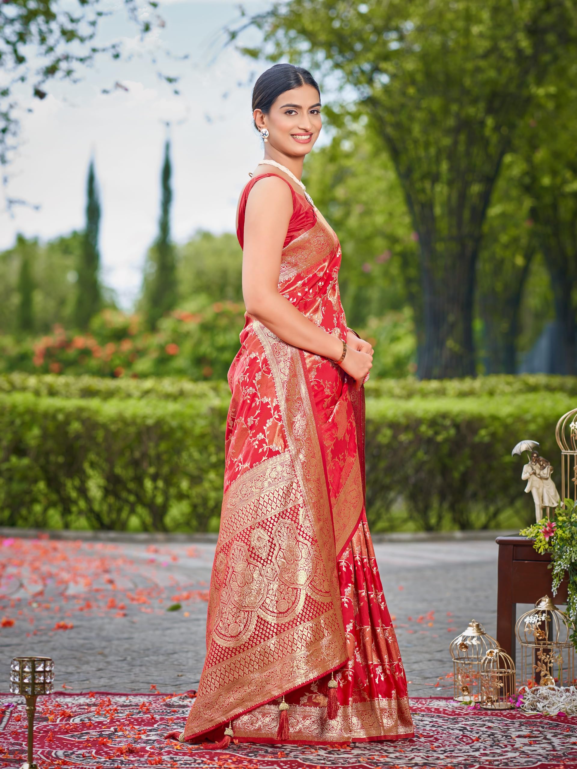 MANOHARI Women's Most Trendy Banarasi Satin Silk Woven Vibrant Red Saree With Heavy Jacquard Work Saree With Blouse Piece_MN2050 - Image 6